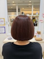 ユニティ 戸塚店 赤味カラー×都会派コンパクトボブ【戸塚/髪質改善/白髪染め】
