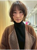 ショートレイヤーボブ/透明感ブラウン/顔まわりカット