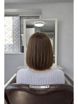 グリシーヌ(Glycine) 丸みボブ