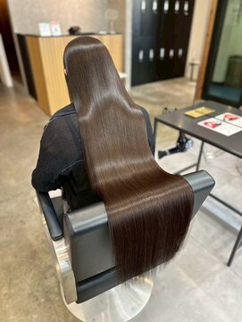 ラフ トウキョウ 薬院店(RAF TOKYO) 艶髪/グレージュ