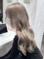 ロンド レア 天神大名店(Lond Le’a)&nbsp;透明感溢れるミルクティーグレージュ