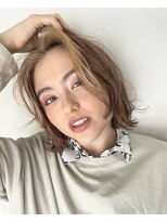 ハウス(HAUS.)&nbsp;フェイスフレーミングカラー