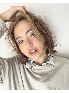 ハウス(HAUS.) フェイスフレーミングカラー