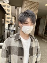 ブレイズ ザ サロン(BLAZE THE SALON)&nbsp;暗めシルバーグレイ刈り上げコンマバングショート【BLAZE 大庭】