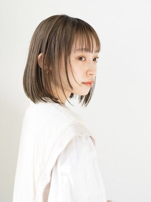 絶妙なニュアンスを創り出す、実力派スタイリストのcut♪