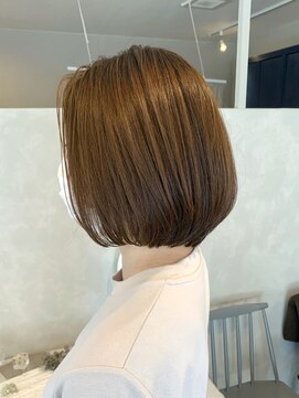 バレッタ(barretta) 前下がりボブ