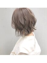 リベルテ(Liberte) 30代 40代 50代巻きやすいカットと最大限に生かした透け感カラー