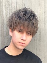 フィフス トウキョウ (fifth TOKYO)&nbsp;センターパートツイストスパイラルパーマメンズマッシュパーマ