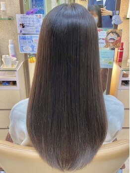リンクス 大船店(LINKS)の写真/マイクロバブルの超微細な泡で頭皮とキューティクルを整え、選択肢豊富なケア商材から髪質に合わせて施術◎