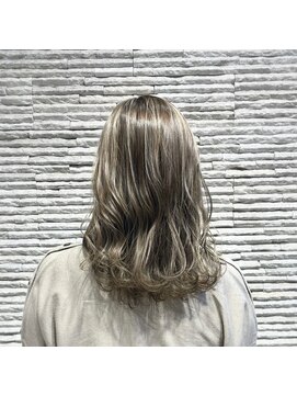 ビス ヘア アンド ビューティー 西新井店(Vis Hair＆Beauty) 20代30代40代ナチュラルハイライト立体感アッシュベージュ