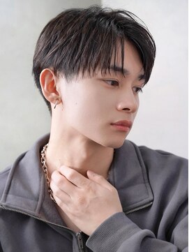 ゼロ 渋谷(XeRo) メンズ韓国センターパート【ナチュラルスパイラルパーマ】