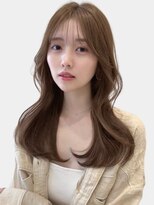 ユーフォリア 銀座本店(Euphoria)&nbsp;ロングレイヤー　シースルーバング　韓国ヘア　アッシュカラー