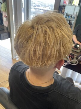 リバイブ ヘアー リュッカプラス(Revive Hair Lycka+) ブロンドヘア