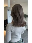 【グレージュ】