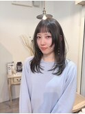 透明感バング×くびれミディ