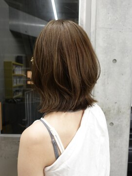 ネアー 新潟(NEER) アプリコットオレンジ/くびれヘア/レイヤーショート［新潟］