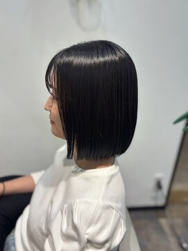 ゼン ネオ(Zen Neo) ぱつっとボブ