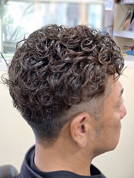 R&S九州 松原店 カーリーナチュラルぱーま