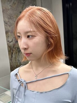 ソル ジングウマエ(SOL JINGUMAE) 表参道ハイトーンカラーショートヘアボブブロンドペールカラー