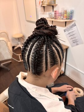 ダイアナ(DIANA) キッズ　デザインコーンロウ