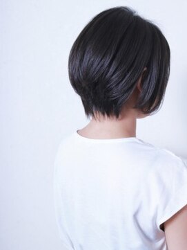 ヴィスト バイ レボ(VIST by REVO) 骨格補正小顔カット 75 【VIST 新松戸 ホシノショウタ】