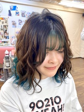 ヘアセットアップス(UP's) ☆シンプルシリーズ♪エッジを効かせた『ニュアンスなコテ巻き』