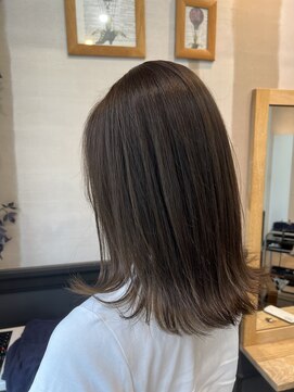 リルーム(R.ROOM) 【R.ROOM】ミディアムレイヤー・外ハネ