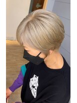 ソイア 春日井店(Soea) ケアブリーチ　ホワイトグレージュルーツカラー
