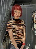 bibito 朱赤　赤髪ボブ　ステップカット　ワインレッド