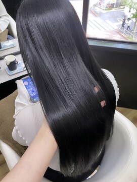 ラグナ(LAGUNA) 【ブルーブラック/ロング/髪質改善/20代】