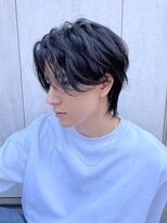 トルネード(TORNADO)&nbsp;メンズショートパーマセンターパート長めレイヤーK20240706