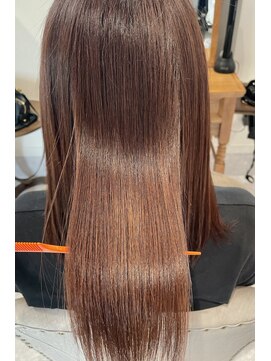 【絹のような滑らかさ】 髪質改善ネオメテオストレート