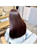 リーファ(reefur)&nbsp;乾かすだけで艶が出る上品カラー