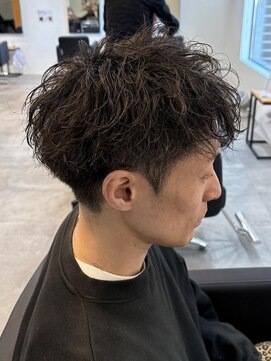 ヒュイル バイ ニアウ(Hwyl by Niau) MEN’S HAIR/アクティブショート/スパイキーショート/伊勢崎
