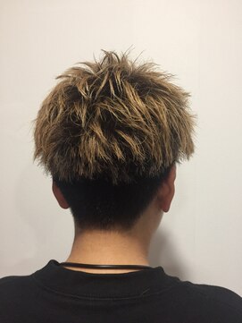 ラシル バイ レストプラス(racil by rest plus) アクティブな印象を与える、束感のある短髪に！