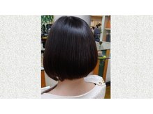 ペンタゴンヘアーの雰囲気（毛先の癖をいかした縮毛矯正）