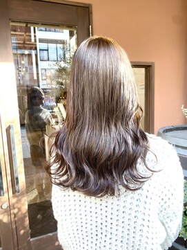 ココカラヘアー ニコ(cococara hair nico) グレージュ/ダブルカラー/レイヤーカット/顔まわりカット/韓国風