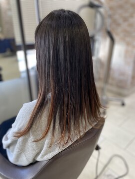 マニッシュ 三鷹駅前店 グラデーションカラー×ロングヘア【76】