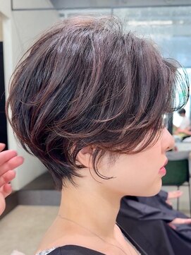 ビュー トウキョウ(VIEW TOKYO) 10代20代30代小顔顔まわり似合わせ耳かけショートパーマ