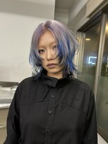 レコ 渋谷(LECO) ラベンダーとブルーとブラックのデザインウルフ