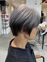グランデュール 東静岡池田店(GRANDEUR)&nbsp;ダブルカラーショートボブインナーカラーハイライトケアブリーチ