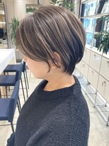 ステアケース 武蔵小杉店(stair:case)&nbsp;大人ショート/ショートボブ/白髪ぼかしハイライト/武蔵小杉