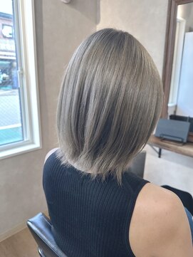 アルレン(Allen) アッシュグレーカラー【宇都宮/ダブルカラー/髪質改善】