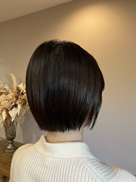 リポゾ(Riposo.) 伸ばしかけショートボブ