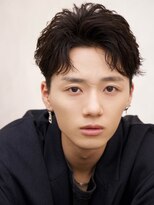 ルーシー 渋谷(LUCEY)&nbsp;センターパートフェザーパーマシャドウパーマメンズパーマ