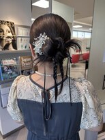 ビファイン 本店(Befine) 編みおろし×低めシニヨンの上品アレンジ