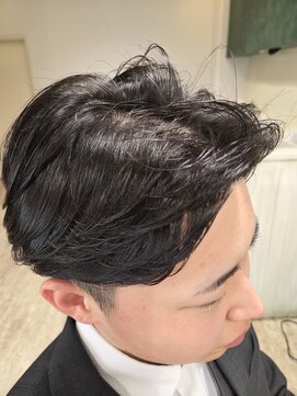 フュゼ(fusee) 韓流系センターパートなパーマ