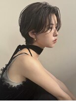 グリコ(grico)&nbsp;大人抜け感毛流れショート☆センターパート/後れ毛/パーマ