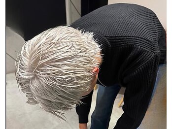 ルシア(Lucia)の写真/【メンズ限定クーポン多数ご用意】メンズパカラーやデザイン性の高いStyleはお任せください☆<八戸ノ里>