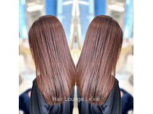 ヘアラウンジ レヴィー(Hair Lounge Le'vie)の雰囲気（☆白で統一された店内は、清潔感あふれます☆）